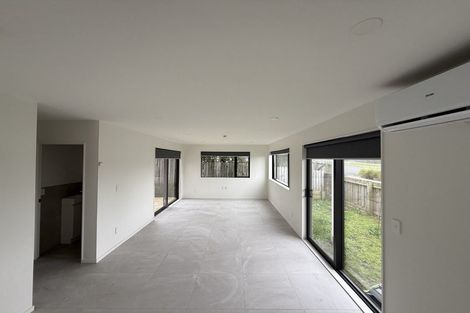 Photo of property in 44a Friesian Drive, Mangere, Auckland, 2022