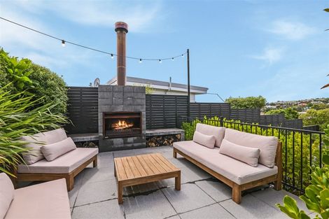 Photo of property in 110 Mount Pleasant Road, Mount Pleasant, Christchurch, 8081