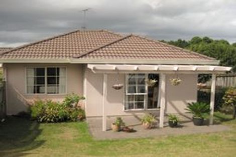 Photo of property in 99 Unsworth Drive, Unsworth Heights, Auckland, 0632