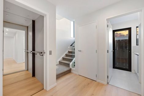 Photo of property in 13d Dominion Street, Takapuna, Auckland, 0622