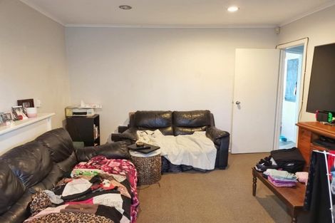 Photo of property in 14 Blease Street, New Lynn, Auckland, 0600