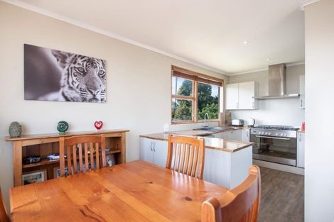 Photo of property in 40 Harmel Road, Glendene, Auckland, 0602