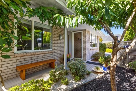 Photo of property in 183a Birkdale Road, Birkdale, Auckland, 0626