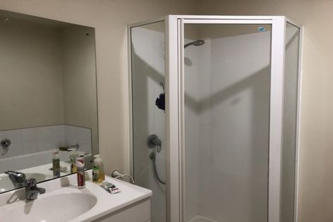 Photo of property in 11/3 Orwell Road, Greenhithe, Auckland, 0632