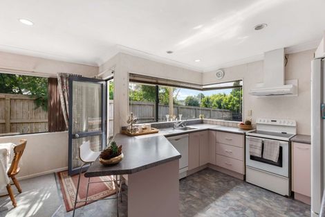 Photo of property in 14a Campbell Place, Papakura, 2110