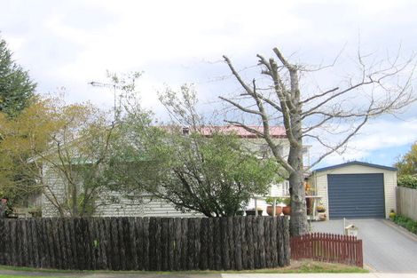 Photo of property in 75 Tamatea Road, Taupo, 3330