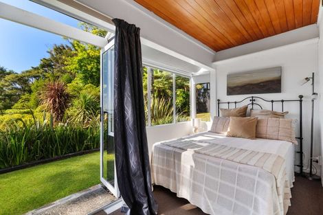 Photo of property in 754 South Titirangi Road, Titirangi, Auckland, 0604