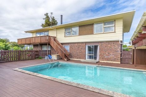 Photo of property in 9 Tatariki Street, Rosehill, Papakura, 2113