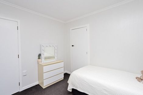 Photo of property in 27 Holloway Street, Waikiwi, Invercargill, 9810