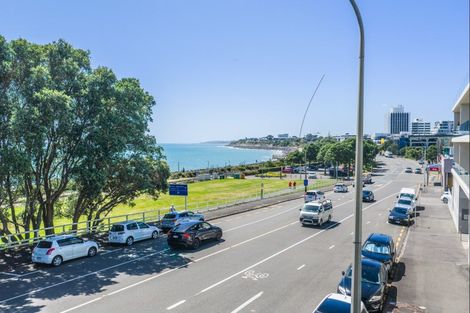 Photo of property in 1c Queen Street, New Plymouth, 4310