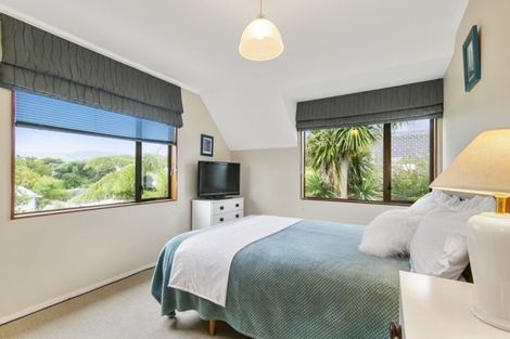 Photo of property in 36a Whites Line West, Woburn, Lower Hutt, 5010