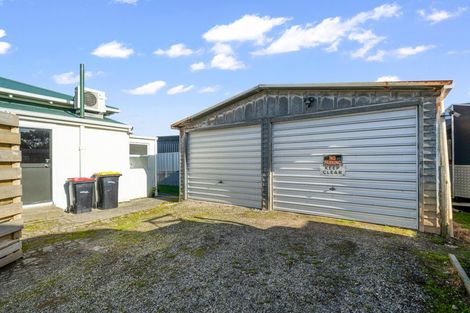 Photo of property in 303 Princes Street, Strathern, Invercargill, 9812