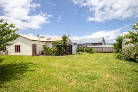 Photo of property in 50 Darlington Street, Ngatea, 3503