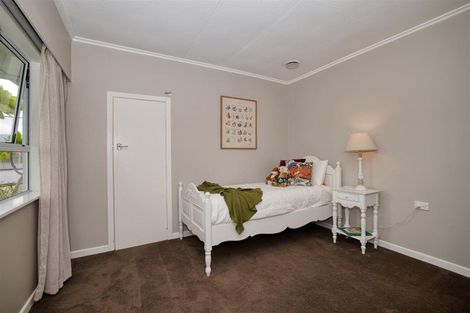 Photo of property in 61 Gorge Road, Maungaturoto, 0520