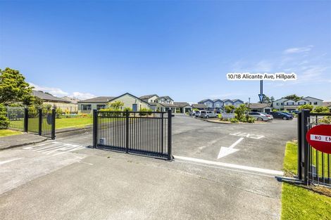 Photo of property in 10/18 Alicante Avenue, Hillpark, Auckland, 2102