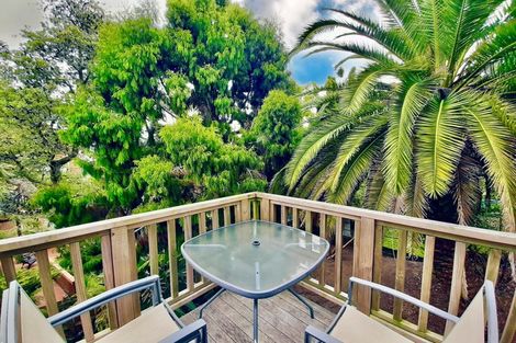 Photo of property in 2/73 Newhaven Terrace, Mairangi Bay, Auckland, 0630