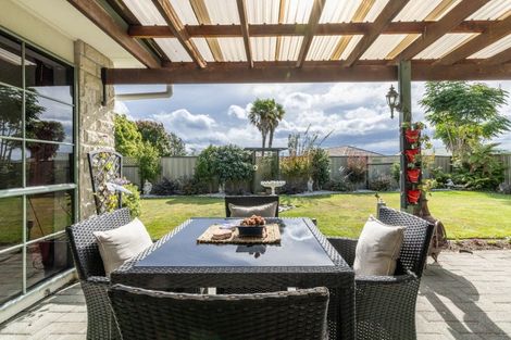 Photo of property in 10 Rosehill Way, Taradale, Napier, 4112