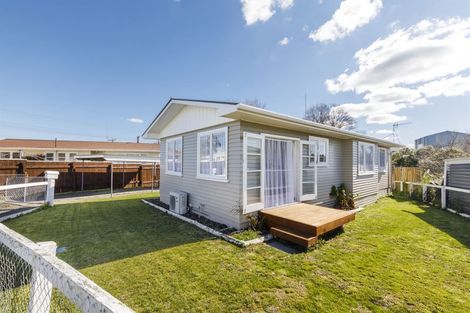 Photo of property in 43 Owen Street, Bunnythorpe, Palmerston North, 4481