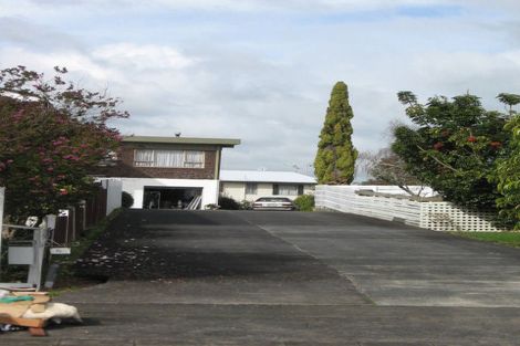Photo of property in 6 Barnhill Crescent, Pahurehure, Papakura, 2113