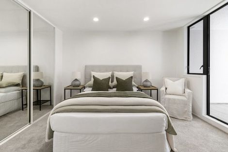 Photo of property in 5c The Promenade, Takapuna, Auckland, 0622