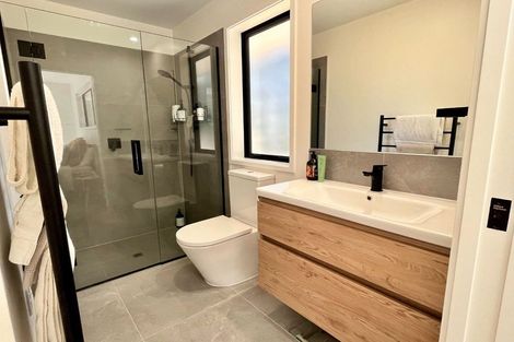 Photo of property in 7 Maraeariki Avenue, Orewa, 0931