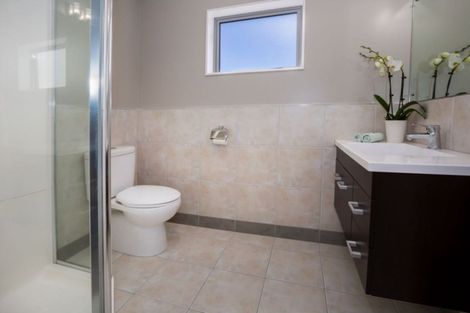 Photo of property in 6 Sumner Terrace, Aotea, Porirua, 5024