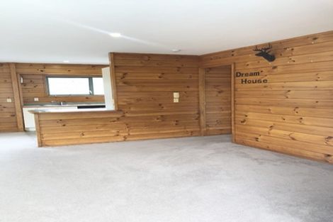 Photo of property in 5 Loughanure Place, Massey, Auckland, 0614