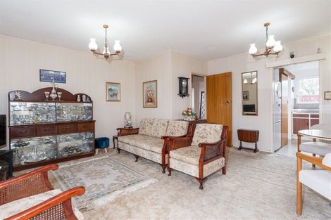 Photo of property in 5/1 Ribblesdale Road, Henderson, Auckland, 0612