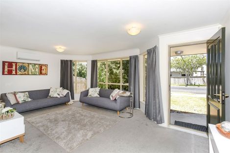 Photo of property in 34 Valley Road, Pukekohe, 2120