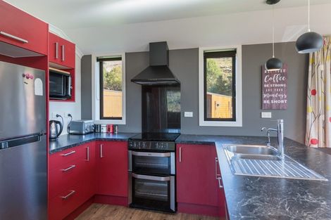 Photo of property in 4 Gossey Drive, Wakefield, 7025