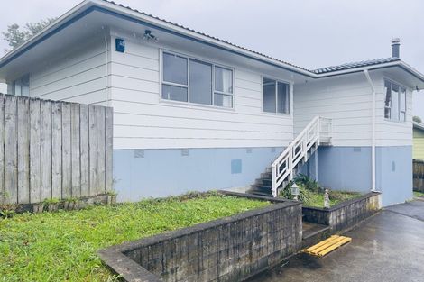 Photo of property in 90 Oriel Avenue, Tawa, Wellington, 5028