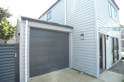 Photo of property in 28 Rakich Place, Henderson, Auckland, 0612