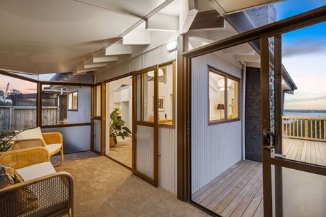 Photo of property in 3/5 Pullum Street, Birkenhead, Auckland, 0626