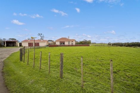 Photo of property in 262 South Road, Hawera, 4610