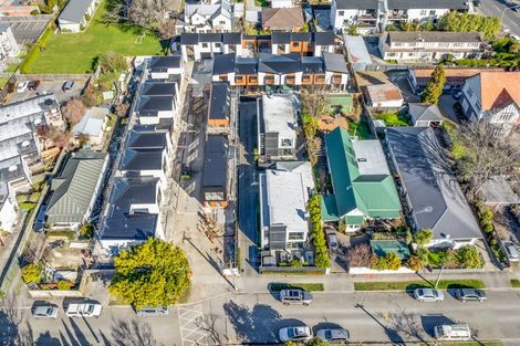 Photo of property in 2/130 Holly Road, St Albans, Christchurch, 8014