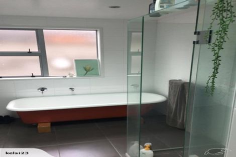 Photo of property in 33a Waimea Street, Westown, New Plymouth, 4310