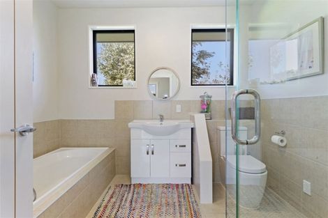 Photo of property in 102 Glews Road, Cust, Rangiora, 7471