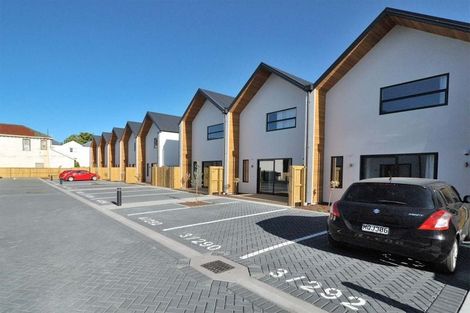 Photo of property in 4/292 Hereford Street, Christchurch Central, Christchurch, 8011