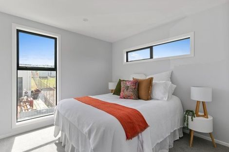 Photo of property in 6 Woodcarver Lane, Titahi Bay, Porirua, 5022