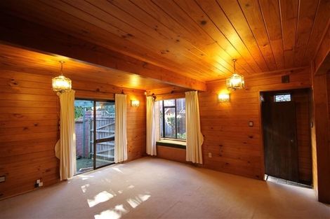 Photo of property in 1/170 Green Lane West, Greenlane, Auckland, 1051