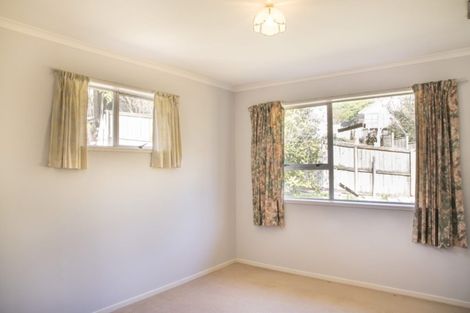 Photo of property in 1/31a Seaview Road, Glenfield, Auckland, 0629