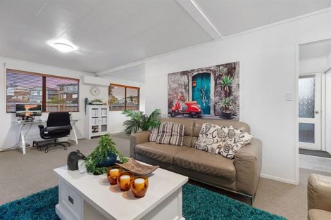 Photo of property in 38 Townhead Crescent, Bethlehem, Tauranga, 3110