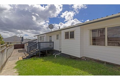 Photo of property in 2 Glendene Avenue, Glendene, Auckland, 0602