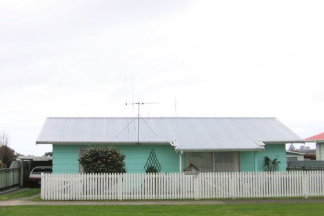 Photo of property in 16a Adkin Avenue, Levin, 5510