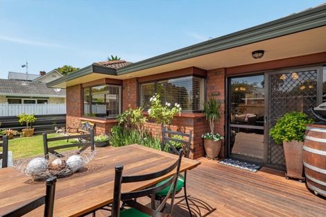 Photo of property in 1/24 Fourth Avenue, Tauranga, 3110