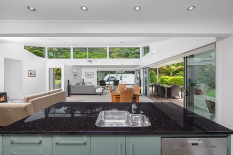 Photo of property in 13 Florance Avenue, Russell, 0202