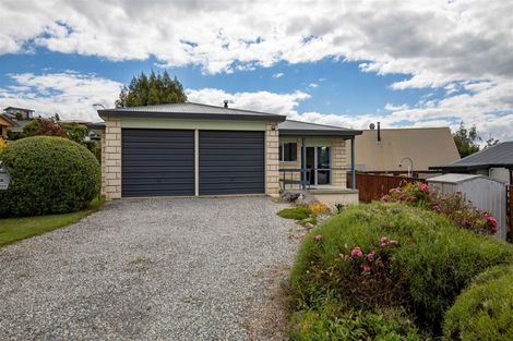 Photo of property in 22 Kamaka Crescent, Bridge Hill, Alexandra, 9320