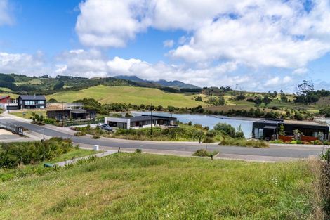 Photo of property in 41 Omahina Street, Raglan, 3225