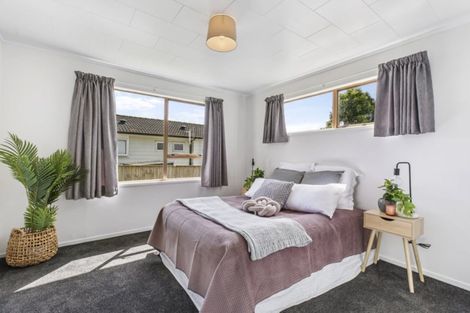 Photo of property in 72 Boundary Road, Clover Park, Auckland, 2019