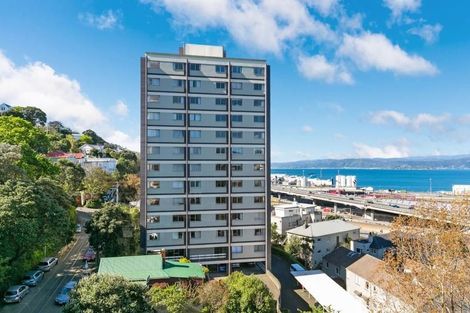 Photo of property in Mansfield Towers, 1 Grant Road, Thorndon, Wellington, 6011